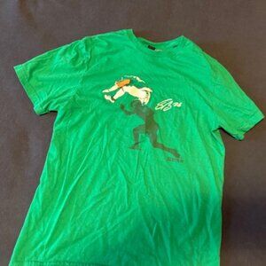 Philadelphia Eagles Saquon Barkley hurdle tee, size small